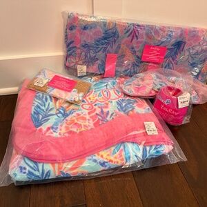 NIP Lilly Pulitzer Rainforest Retreat Sea Glass Aqua set